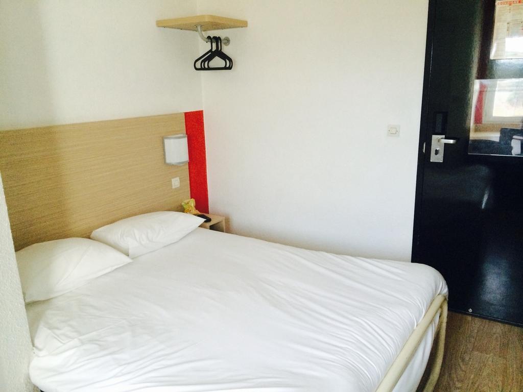 Fasthotel Montereau - 2*