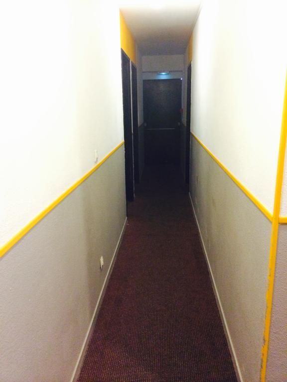 Fasthotel Montereau - Hotel Esmans